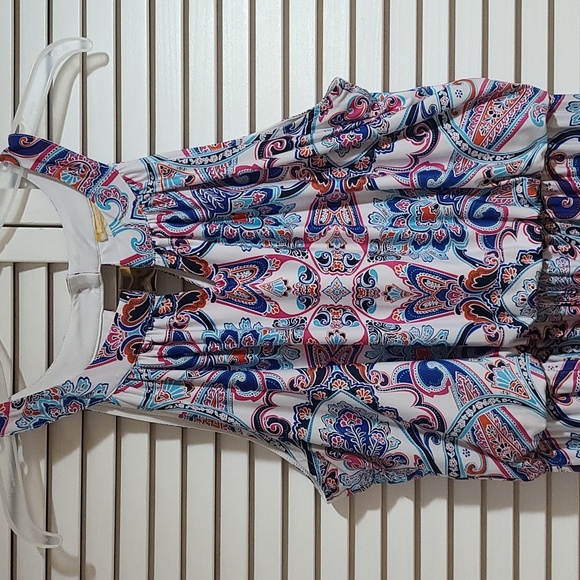 Ruby Rd Sundress, peep chest opening,EUC. handkerchief hem, Paisley print. - Picture 2 of 6